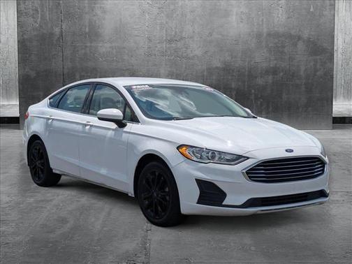 2020 Ford Fusion Hybrid SE