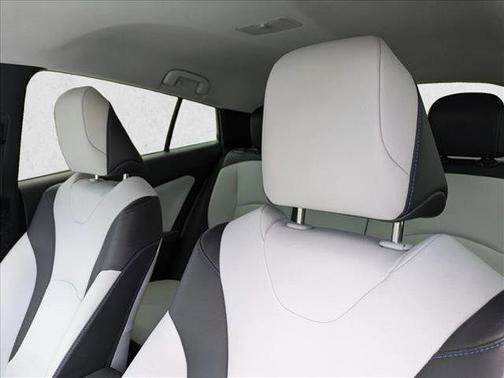 2018 Toyota Prius Four Touring