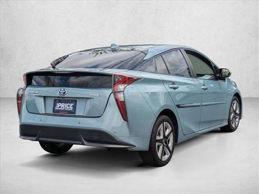 2018 Toyota Prius Four Touring