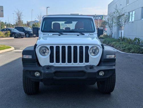 2021 Jeep Gladiator Sport