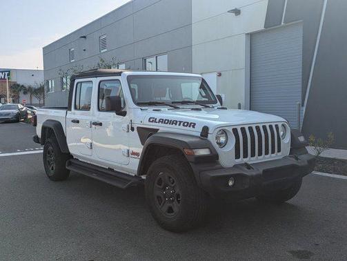 2021 Jeep Gladiator Sport