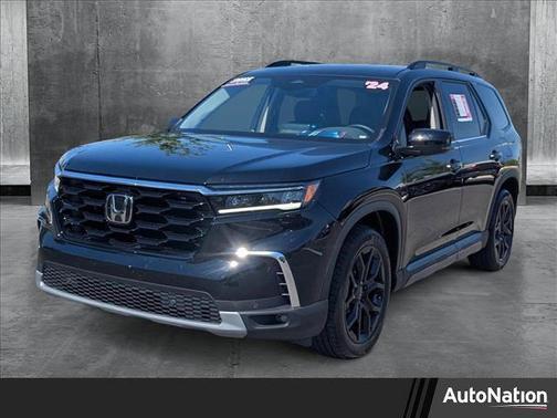 2025 Honda Pilot Touring 8-Passenger