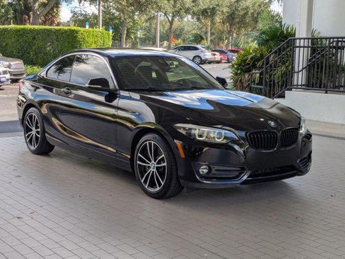 2021 BMW 230 230i