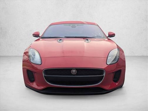 2019 Jaguar F-TYPE P300