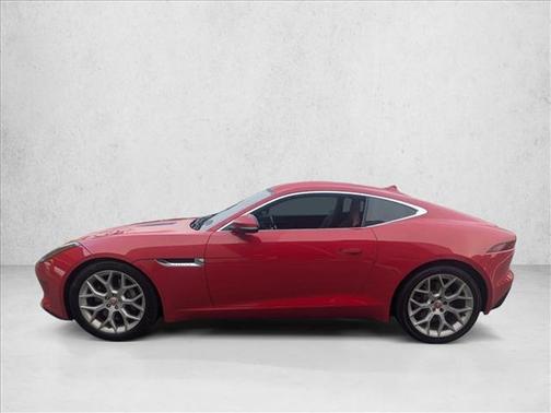 2019 Jaguar F-TYPE P300