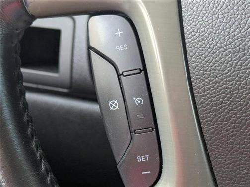 2013 Chevrolet Avalanche LS