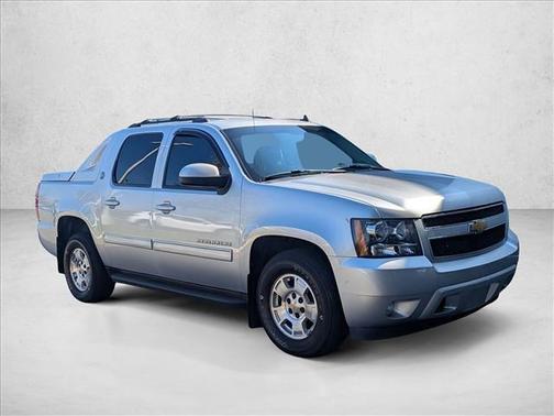 2013 Chevrolet Avalanche LS