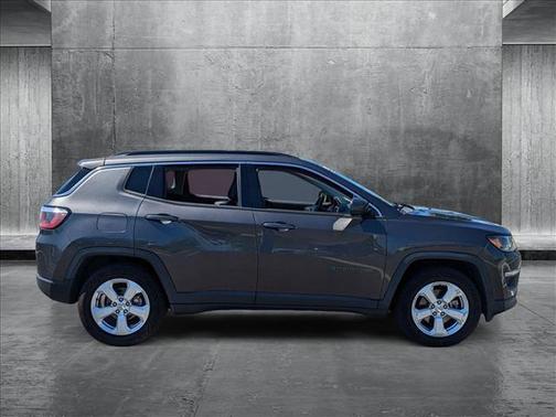 2017 Jeep New Compass Latitude