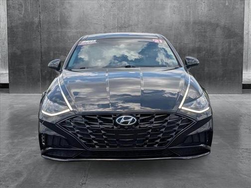 2022 Hyundai SONATA Limited