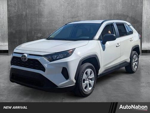 2020 Toyota RAV4 LE
