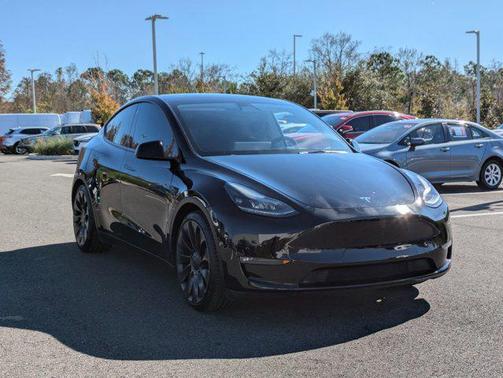 2022 Tesla Model Y Performance Dual Motor All-Wheel Drive