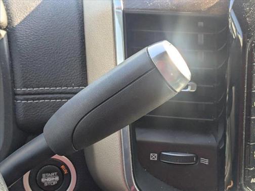 2022 RAM 2500 Laramie Crew Cab 4x4 6'4' Box
