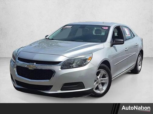 Silver Ice Metallic 2015 Chevrolet Malibu 1LS