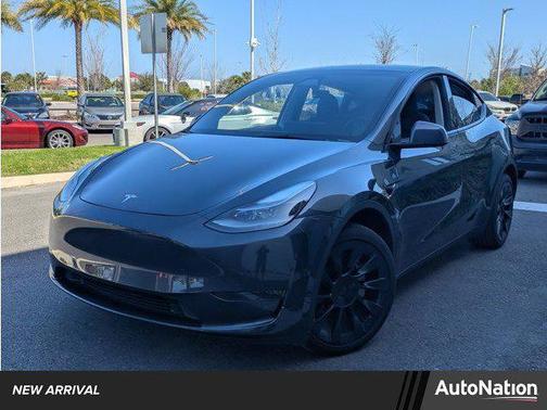 2024 Tesla Model Y Long Range Dual Motor All-Wheel Drive