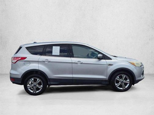 Ingot Silver 2016 Ford Escape SE