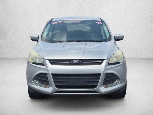 Ingot Silver 2016 Ford Escape SE