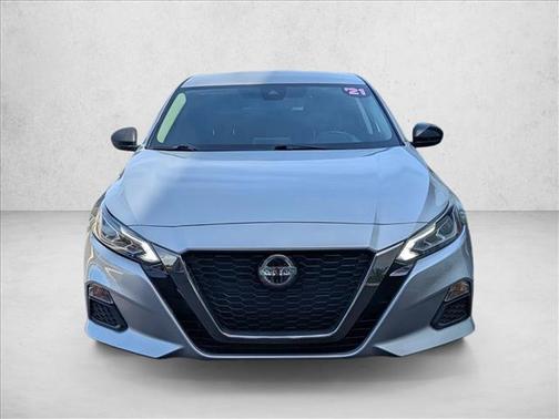 2021 Nissan Altima SR FWD
