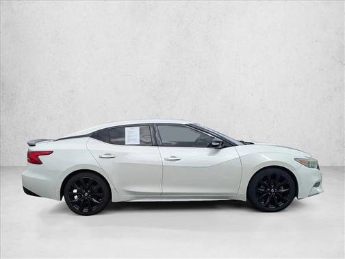 2017 Nissan Maxima 3.5 SR