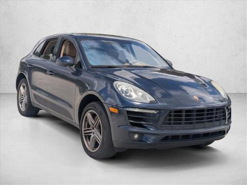Dark Blue Metallic 2015 Porsche Macan Macan S