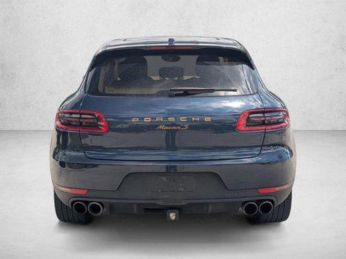 Dark Blue Metallic 2015 Porsche Macan Macan S
