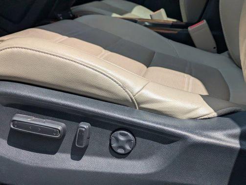 Lunar Silver Metallic 2020 Honda CR-V 2WD Touring