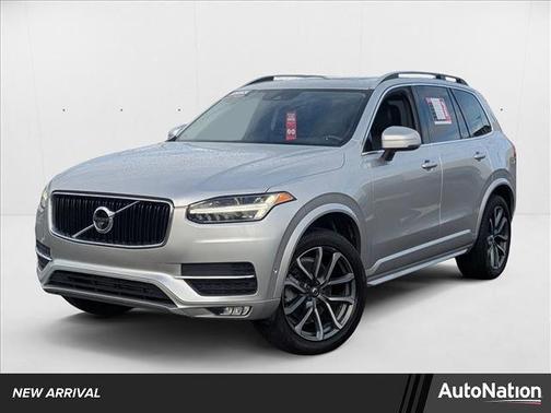 2018 Volvo XC90 T6 Momentum