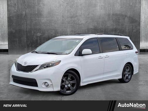 2015 Toyota Sienna SE
