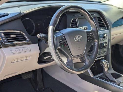 2016 Hyundai SONATA Limited