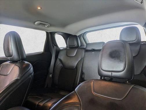 2019 Jeep Cherokee Altitude