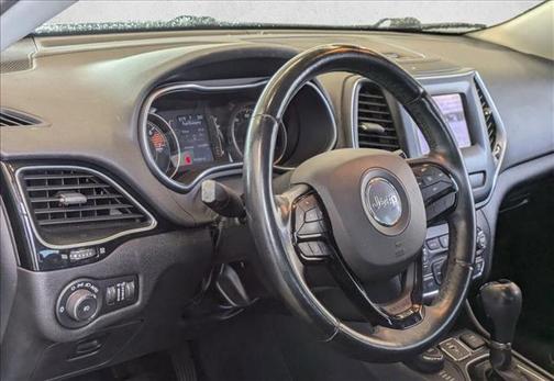 2019 Jeep Cherokee Altitude