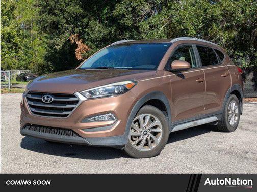 2017 Hyundai TUCSON SE