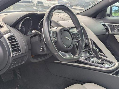 2019 Jaguar F-TYPE P300