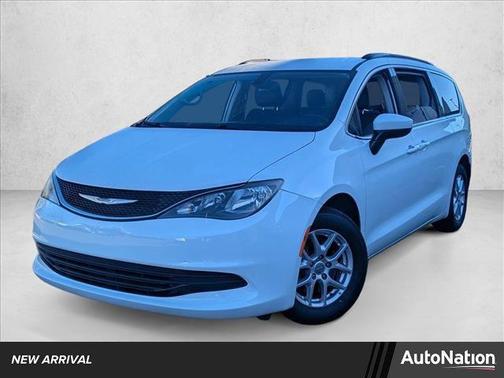 2020 Chrysler Voyager LXI