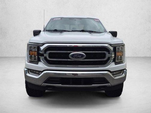 Oxford White 2022 Ford F-150 XLT