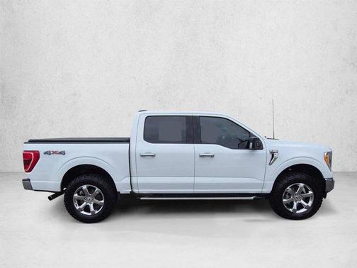 Oxford White 2022 Ford F-150 XLT