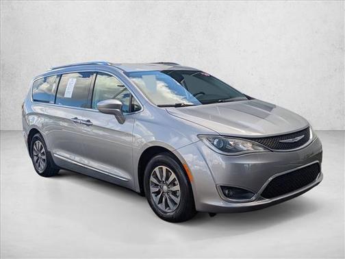 2019 Chrysler Pacifica Touring-L Plus