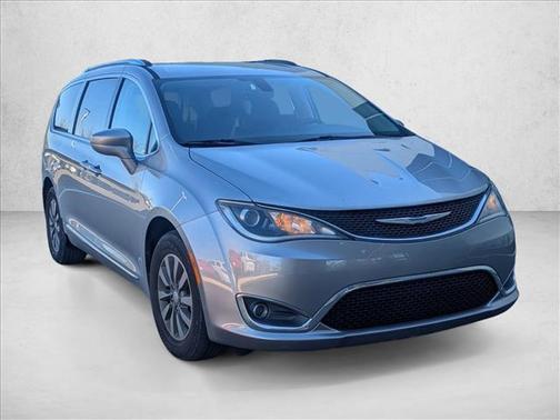 2019 Chrysler Pacifica Touring-L Plus