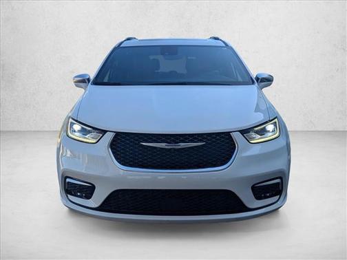2024 Chrysler Pacifica L