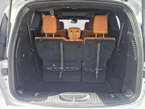 Bright White Clearcoat 2024 Chrysler Pacifica L