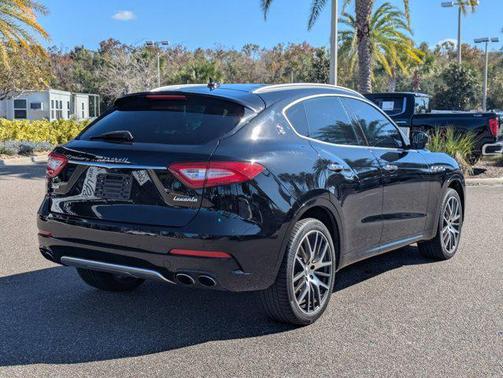 2017 Maserati Levante S