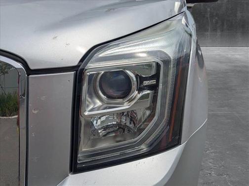 2017 GMC Yukon XL SLT