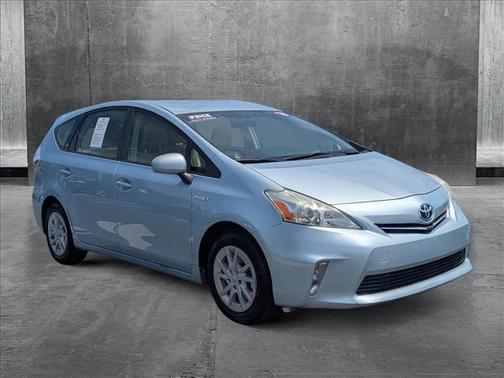 2013 Toyota Prius v Two