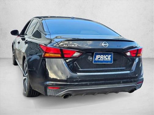 2020 Nissan Altima SR FWD