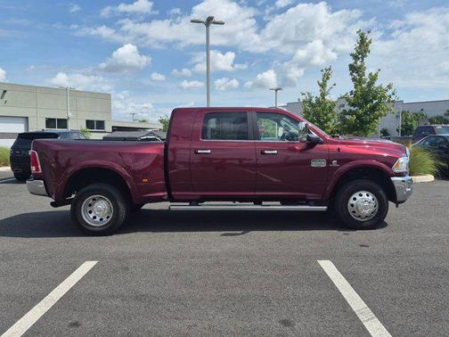 Delmonico Red Pearlcoat 2018 RAM 3500 Longhorn