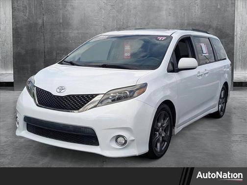 2017 Toyota Sienna SE