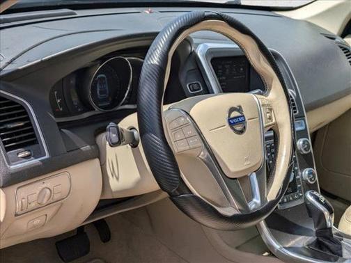2015 Volvo XC60 T5 Platinum