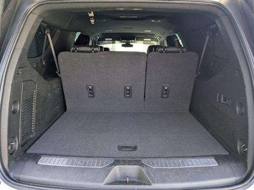 2022 Chevrolet Suburban Premier