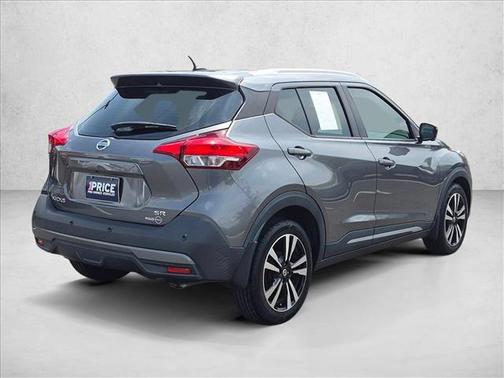 Gun Metallic 2020 Nissan Kicks SR