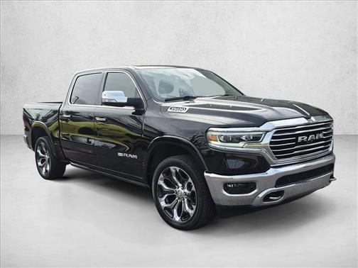 Diamond Black Crystal Pearlcoat 2020 RAM 1500 Longhorn