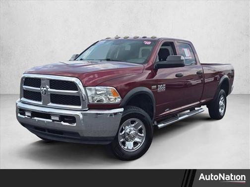 Delmonico Red Pearlcoat 2018 RAM 2500 Tradesman Crew Cab 4x4 8' Box